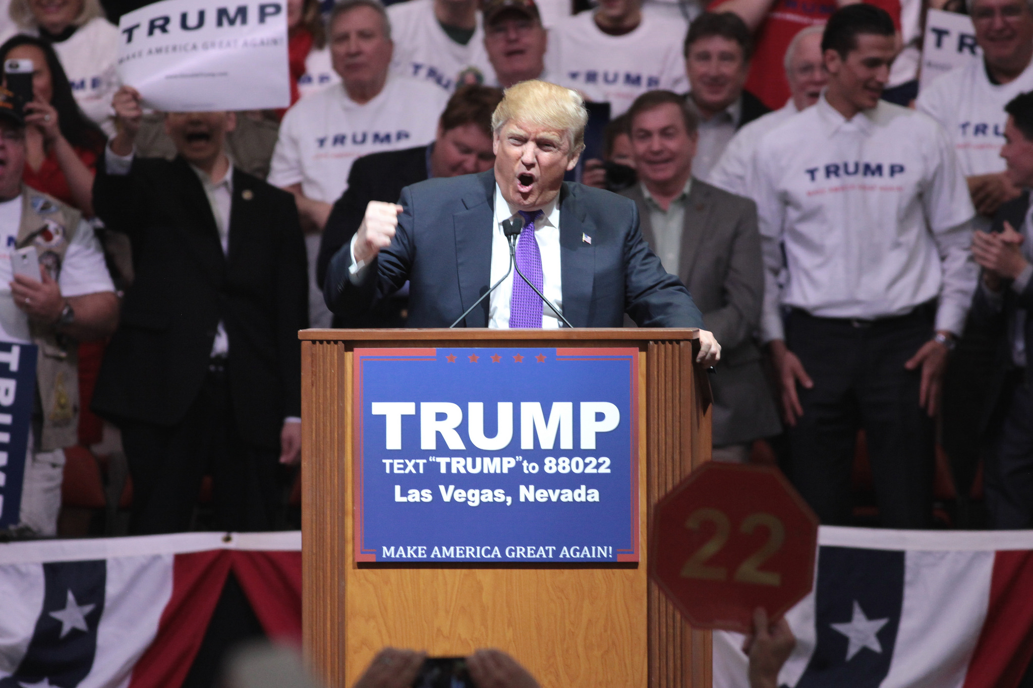 Trump vann Indiana, Cruz hoppar av