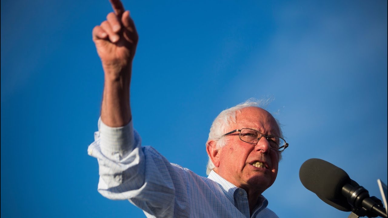 Bernies kickoff rally i Brooklyn